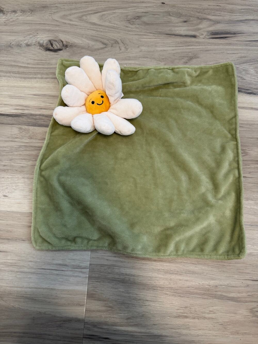 Jellycat Fleury Daisy Comforter Soother Soft Plush Flower Blanket Lovey